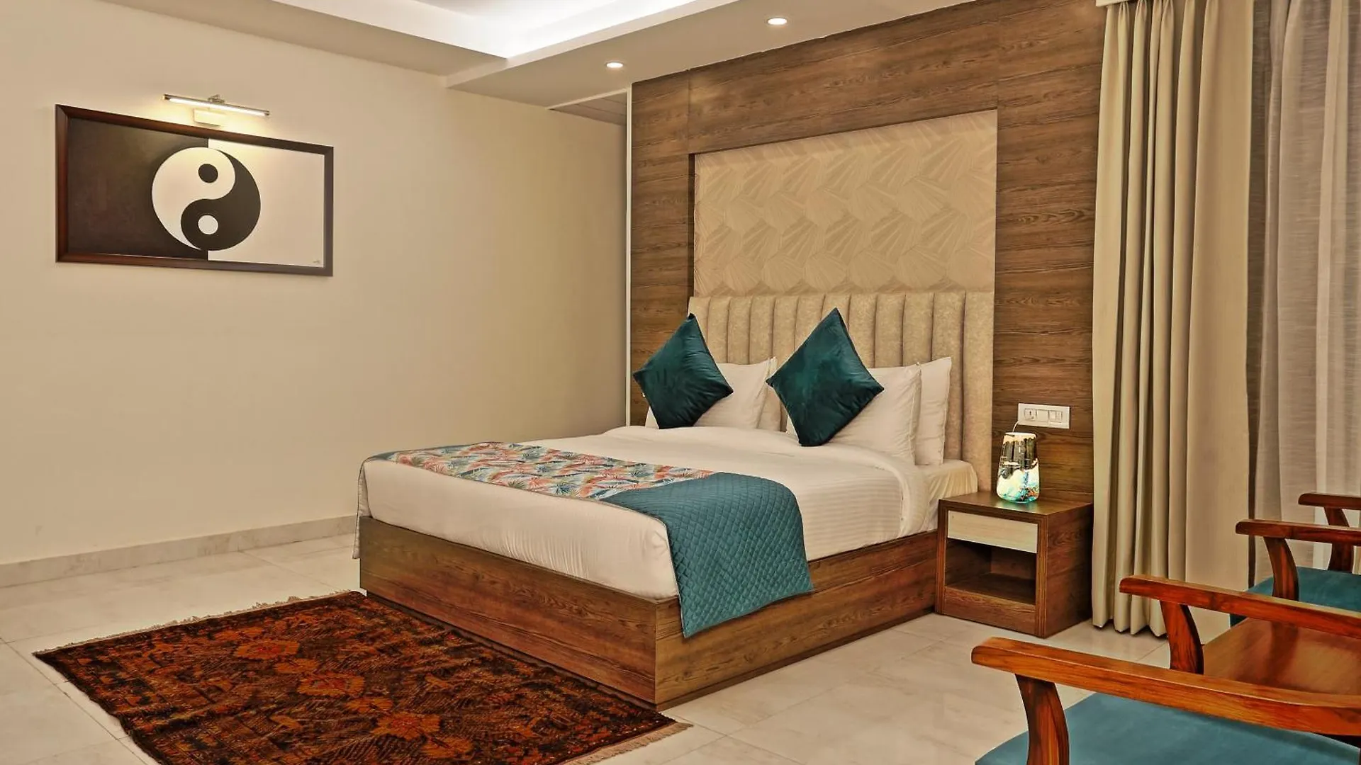 Hotel Cardinal Oxmo Aerocity Delhi Airport New Delhi 4*,