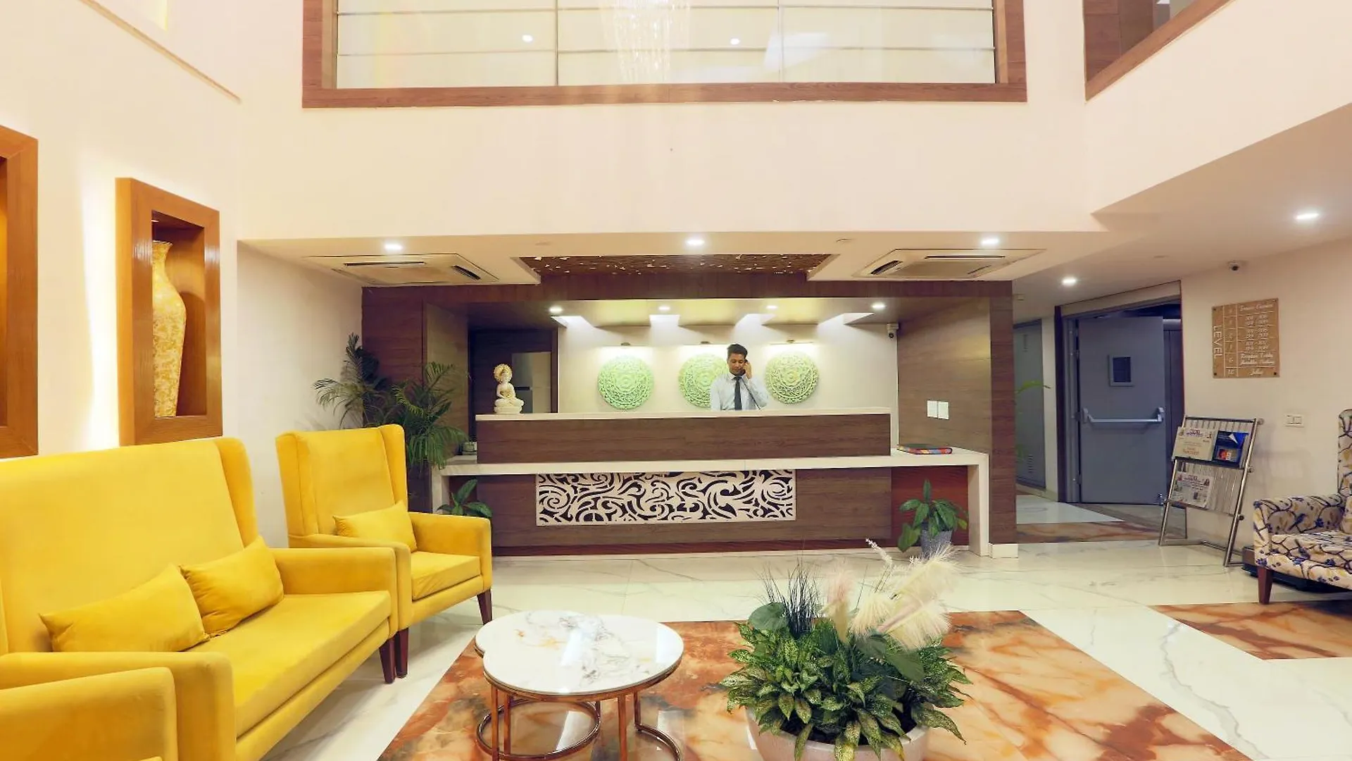 Hotel Cardinal Oxmo Aerocity Delhi Airport New Delhi