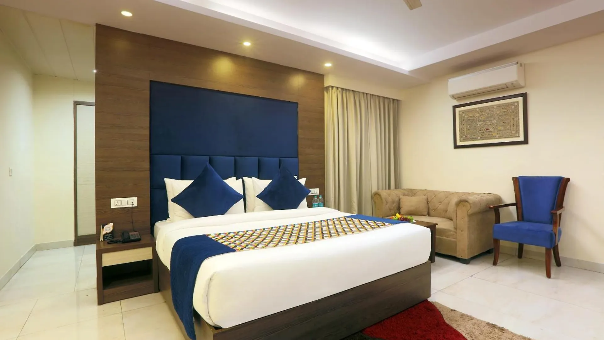 Hotel Cardinal Oxmo Aerocity Delhi Airport New Delhi