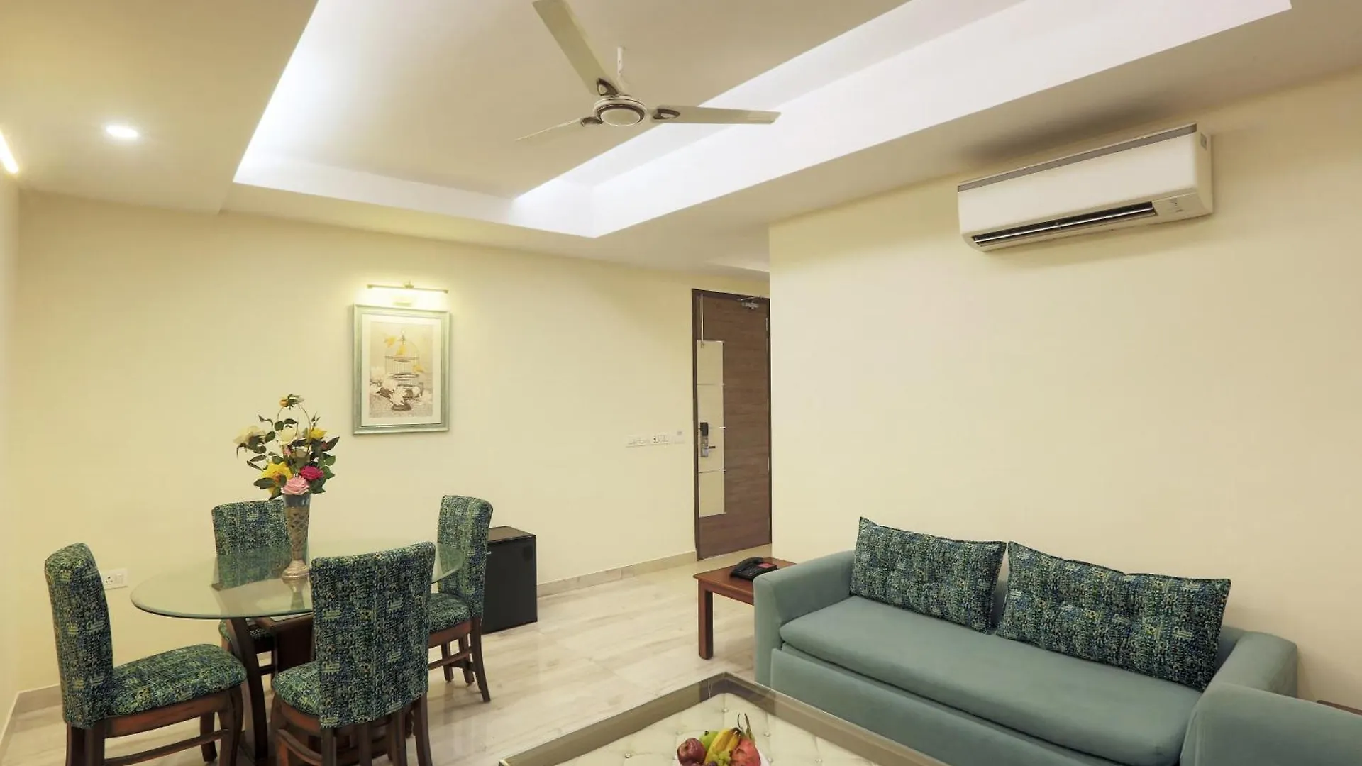 Hotel Cardinal Oxmo Aerocity Delhi Airport New Delhi
